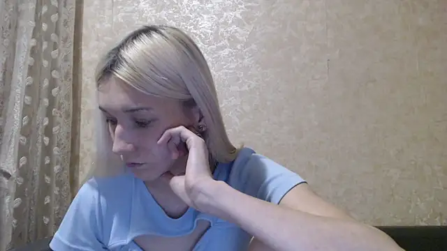 Alisa_Bergg's cam snapshot