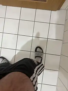 19yobigdick live sex cam