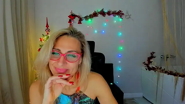 MuseOfStage live sex cam