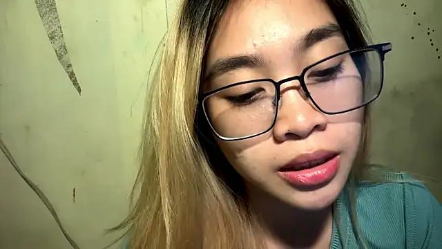 LenoraFrailey live sex cam