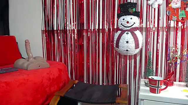 Miss_ellien's cam snapshot