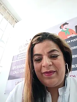 Mia-Glow's cam snapshot