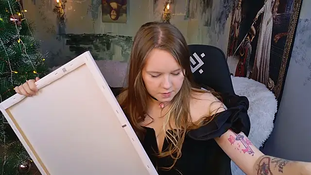 auroranelson's cam snapshot