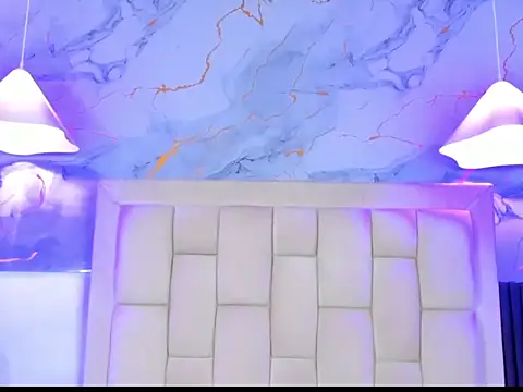 Carla_evans_'s cam snapshot