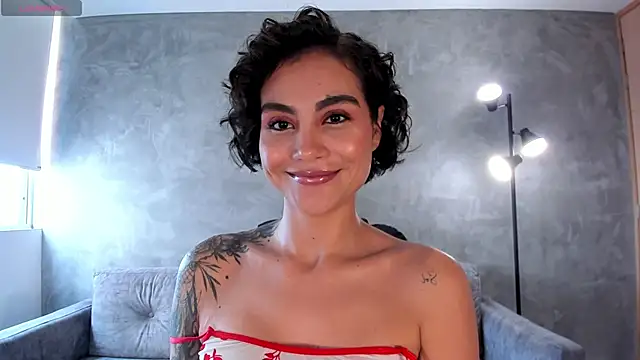 ValerieAustin live sex cam