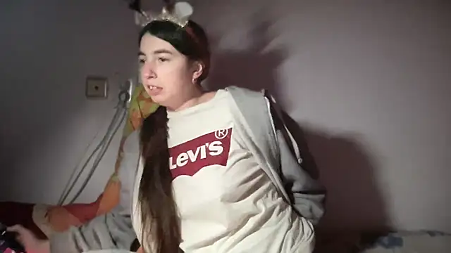 Aphr0ditee's cam snapshot