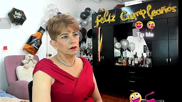 Angelina_Stone_65's cam snapshot