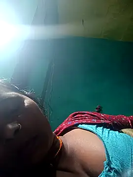 Rt_shreya's cam snapshot