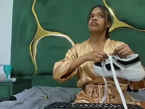 Hailey_Carter2's cam snapshot