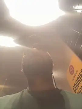 hard_dick011's cam snapshot