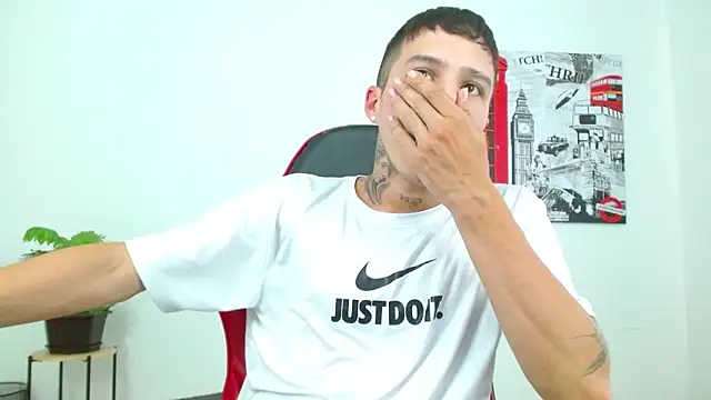 Cumandres18's cam snapshot