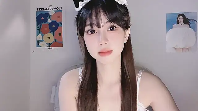 -Hottie's cam snapshot