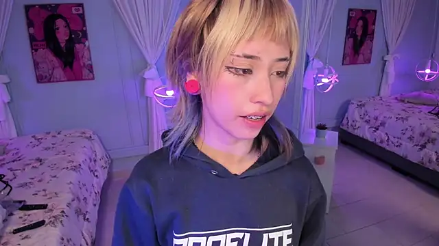 Hannahpage's cam snapshot