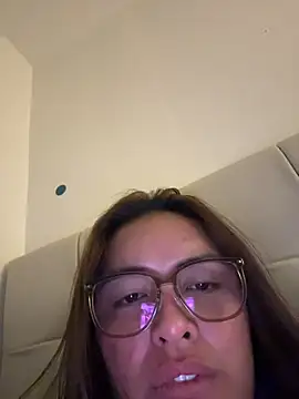 urasianlady live sex cam