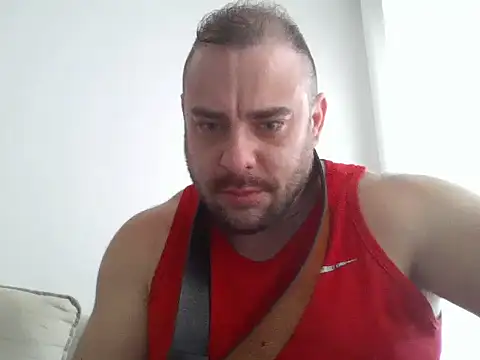 ItalianBrazilian's cam snapshot