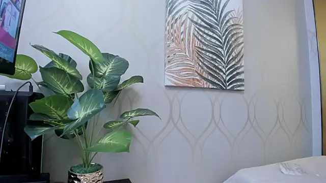 Sensual_shannell live sex cam