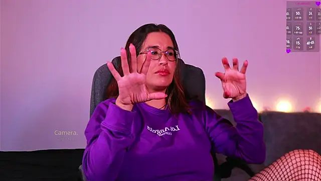 kathieandpovcock1 live sex cam