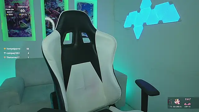 CoralWeller's cam snapshot