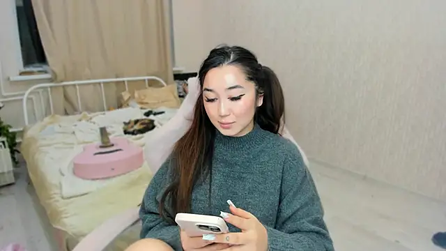 yourbabysakuraa's cam snapshot