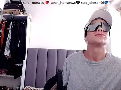 saara_johnson496 live sex cam