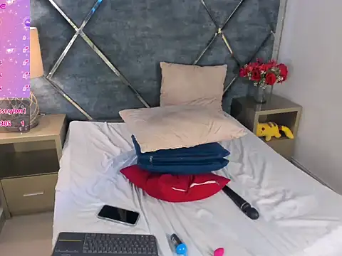 Ash_Monroe live sex cam