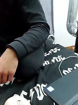 yazin19 live sex cam