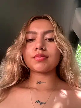 amanda-medrano1 live sex cam