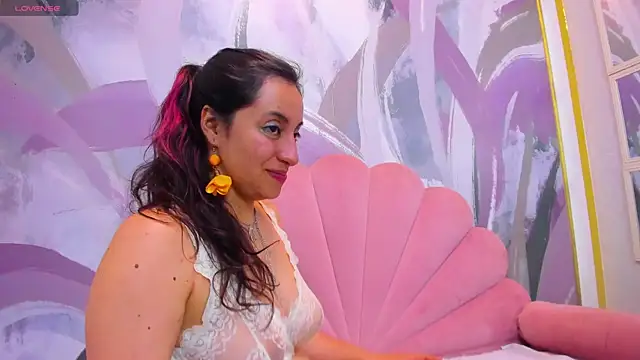 Rozario_Pinceles's cam snapshot