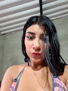Sweed-virgin-pussy live sex cam