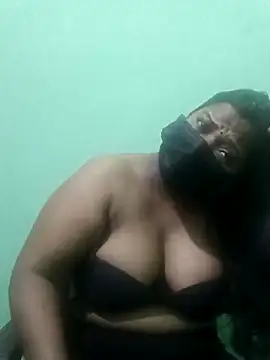 TAMIL-MILF-'s cam snapshot