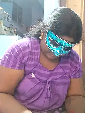 divyatamil143's cam snapshot