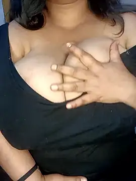 Curvy_Priya_'s cam snapshot