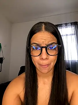 trianawhite's cam snapshot