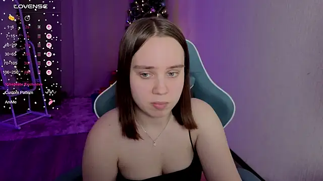 lunalyna's cam snapshot