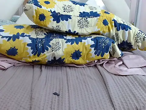 Ariadna_Wells's cam snapshot