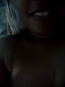 MichelleMore live sex cam