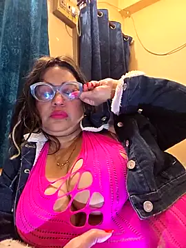 Hot_Queen77 live sex cam