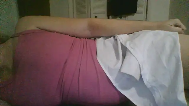 Emilylyn2501's cam snapshot