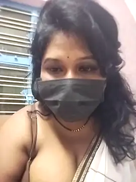 chaitara-reddy's cam snapshot