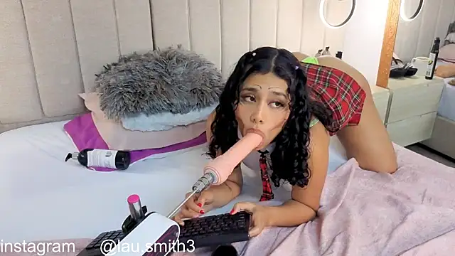 laura_smith33's cam snapshot