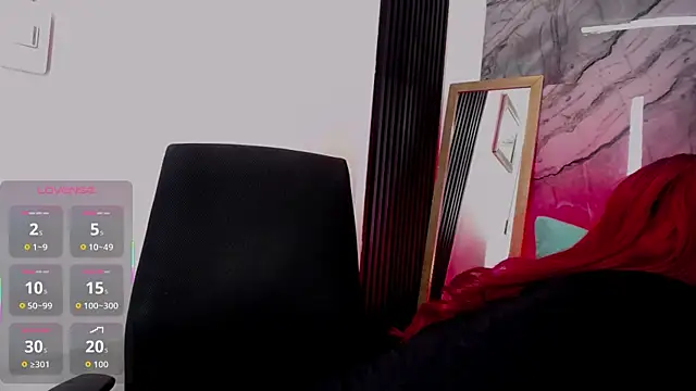 Luna_Ember's cam snapshot