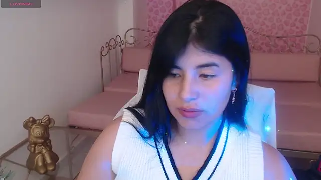 Nina_harpper_'s cam snapshot