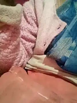 CUTGIRL76's cam snapshot