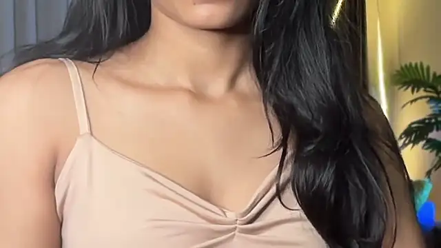 Wow-nisha's cam snapshot