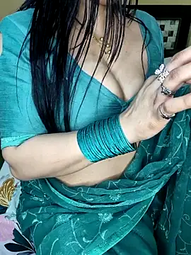 PRIYA_22 live sex cam