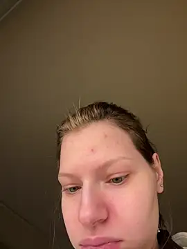 MaryHiggins live sex cam