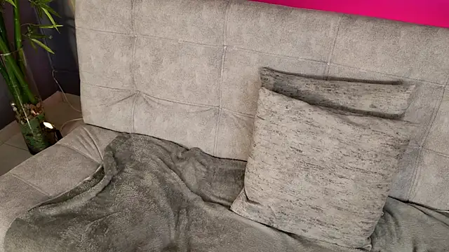 CherryCurl_'s cam snapshot