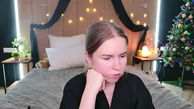 Alida_Brice's cam snapshot