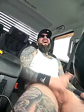 Beardedtattood live sex cam