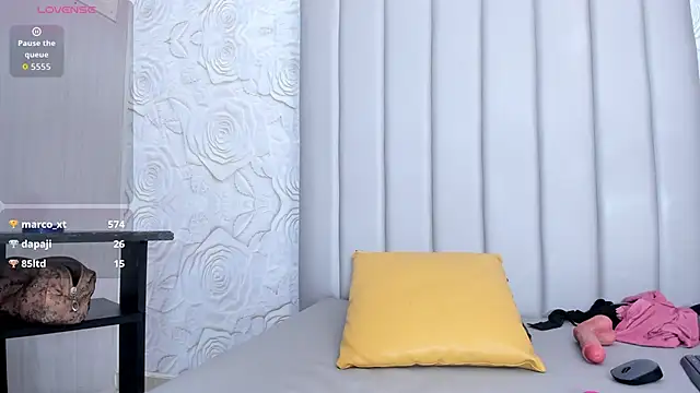 Cleopatra_Trans live sex cam